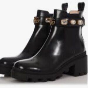 short Gucci boots